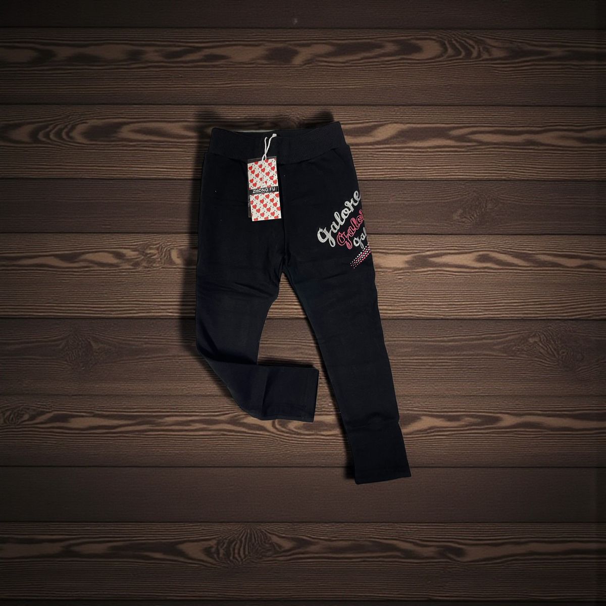 Клин вата черен